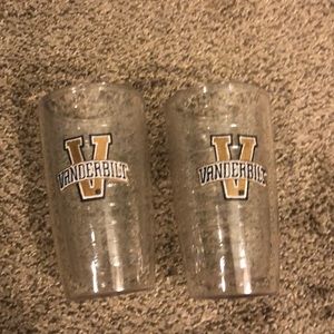 2 Tervis Tumblers w Vanderbilt logo. 16 oz